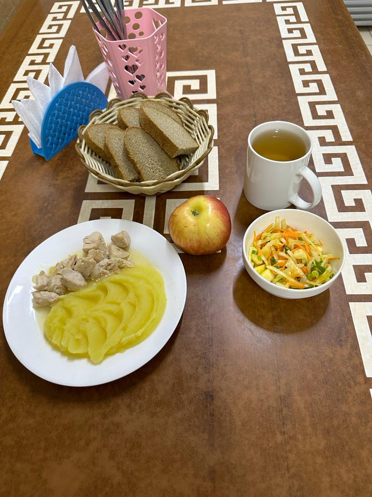 Ыстық тамақ (ас мәзірі бойынша)
