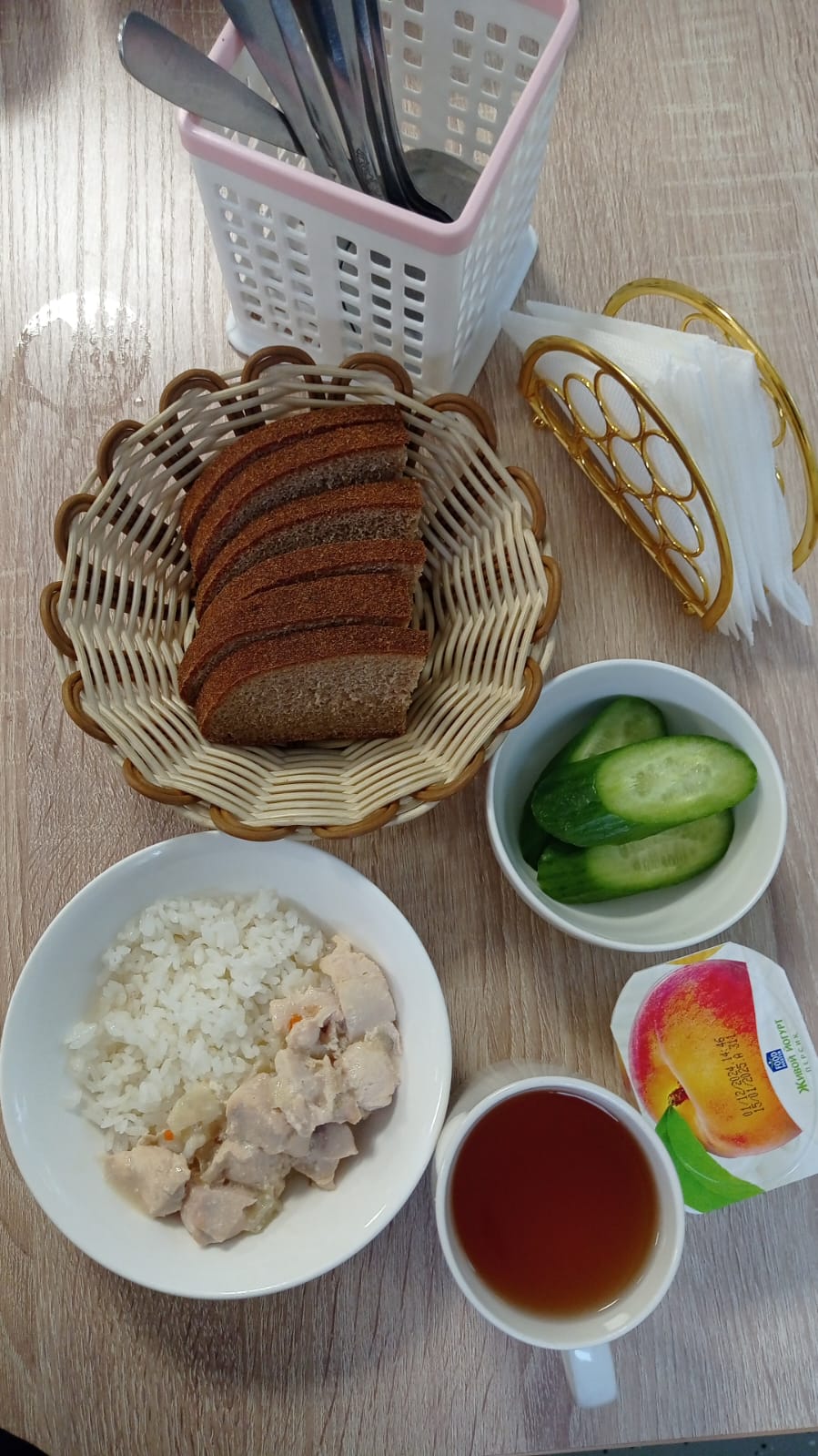 Ыстық тамақ (ас мәзірі бойынша)