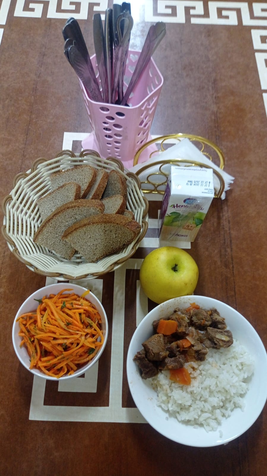 Ыстық тамақ (ас мәзірі бойынша)