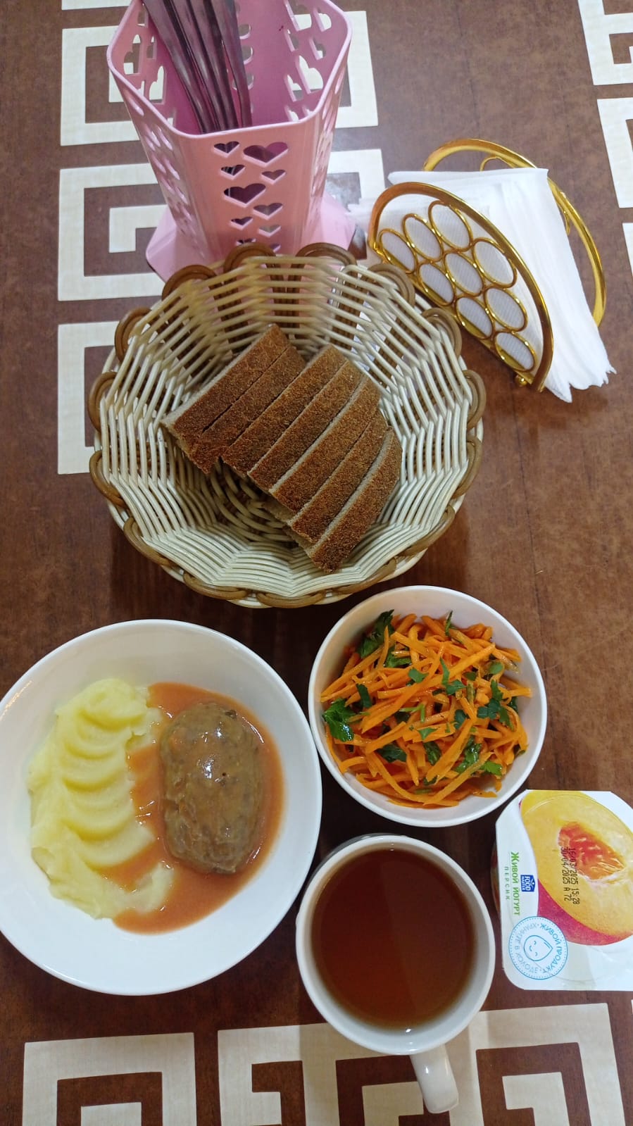 Ыстық тамақ (ас мәзірі бойынша)