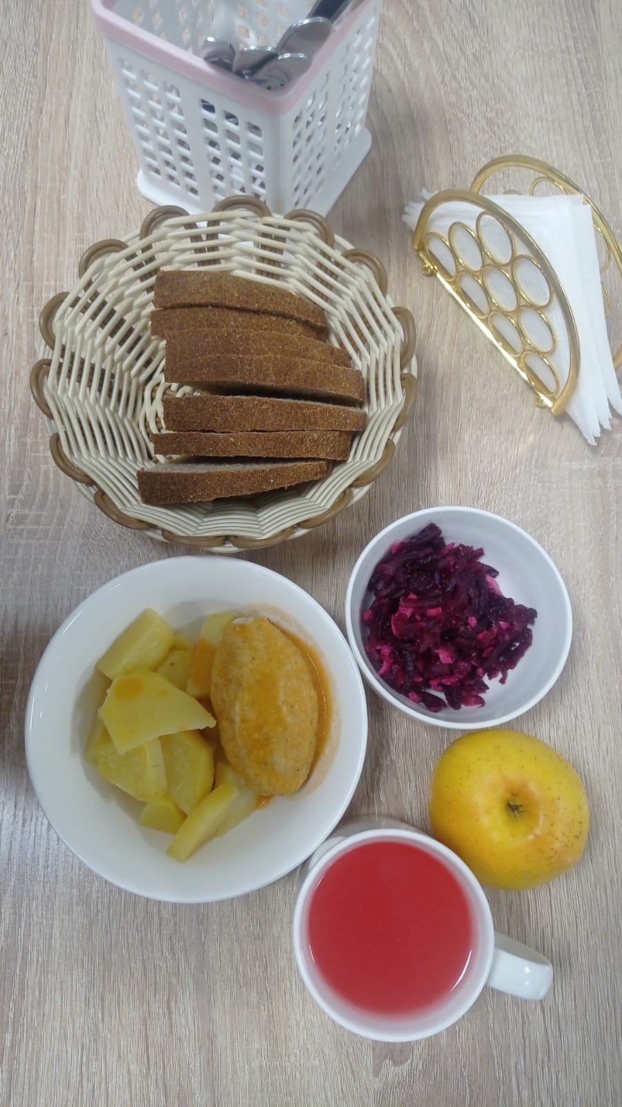 Ыстық тамақ (ас мәзірі бойынша)