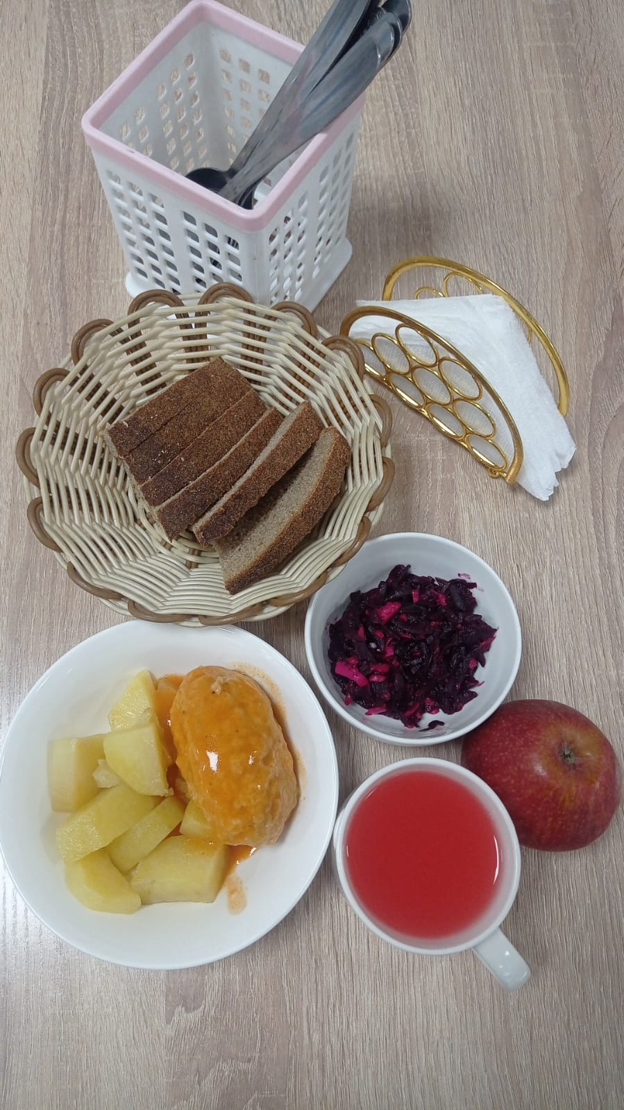 Ыстық тамақ (ас мәзірі бойынша)