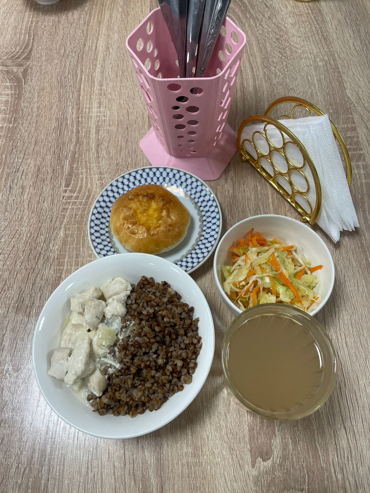 Ыстық тамақ (ас мәзірі бойынша)