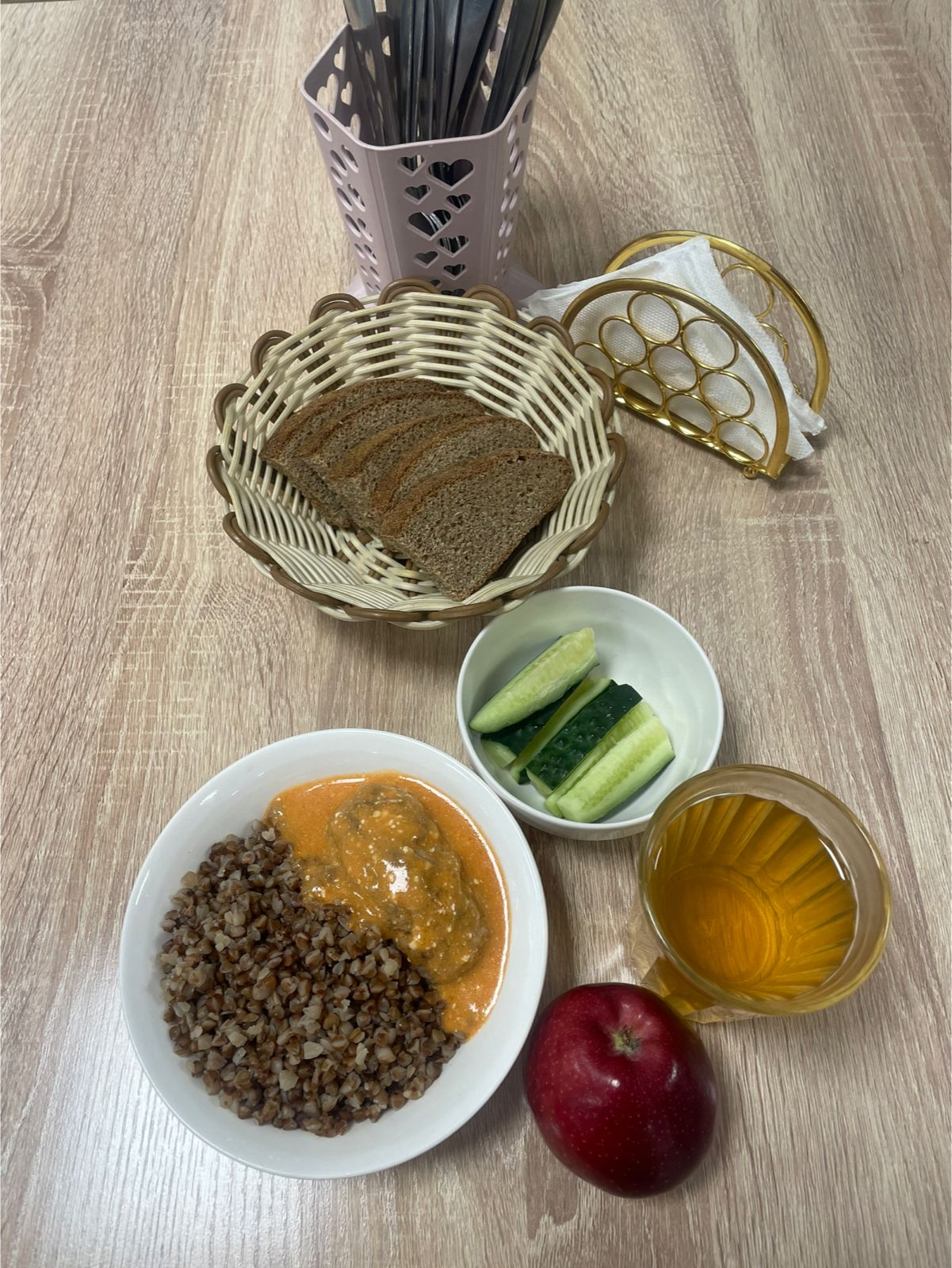 Ыстық тамақ (ас мәзірі бойынша)