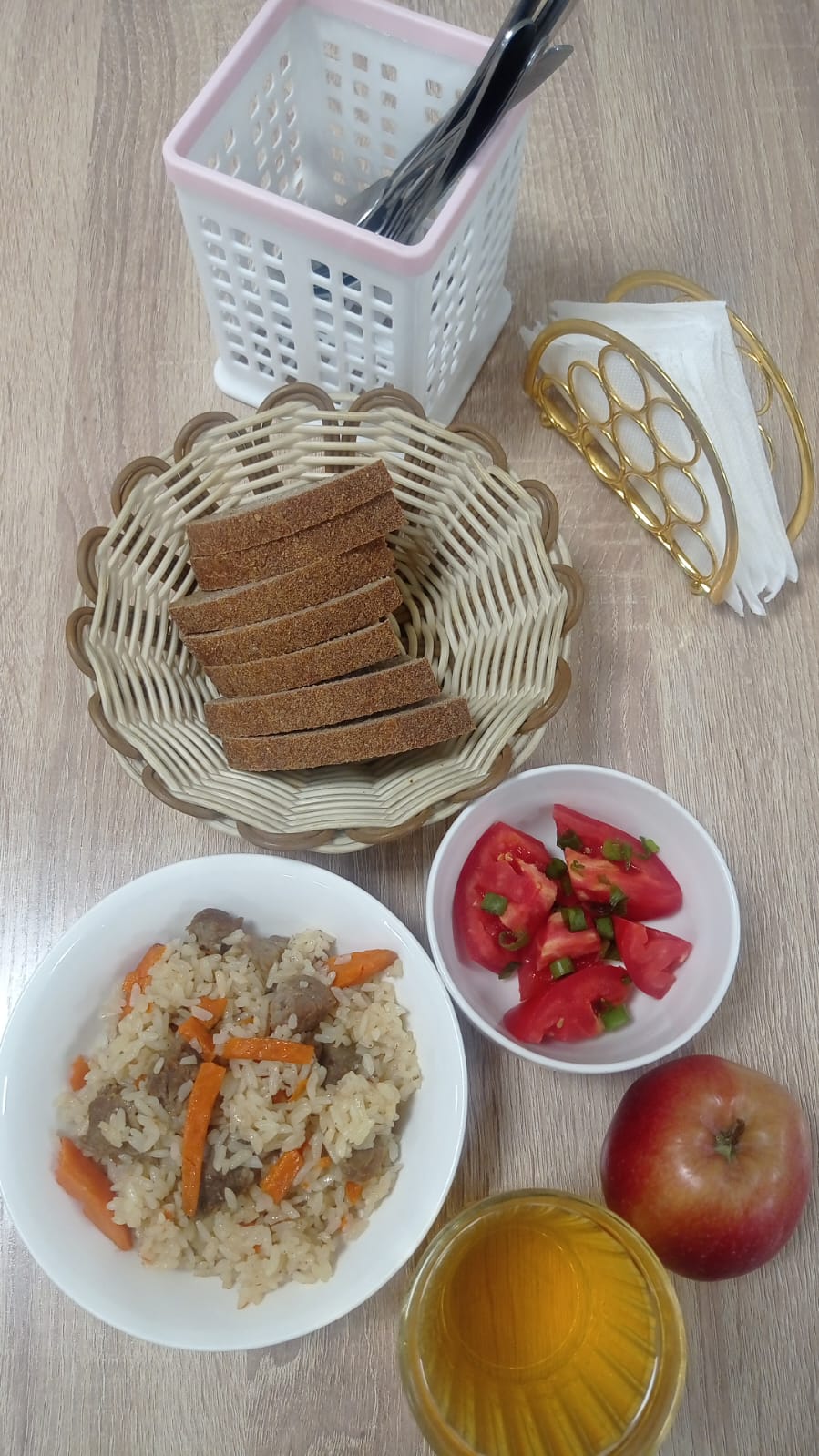 Ыстық тамақ (ас мәзірі бойынша)