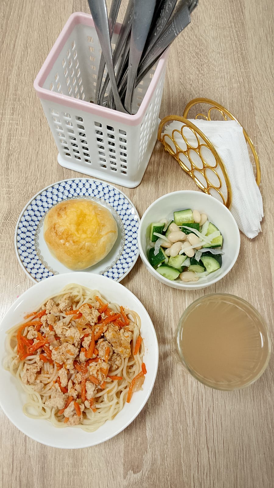 Ыстық тамақ (ас мәзірі бойынша)