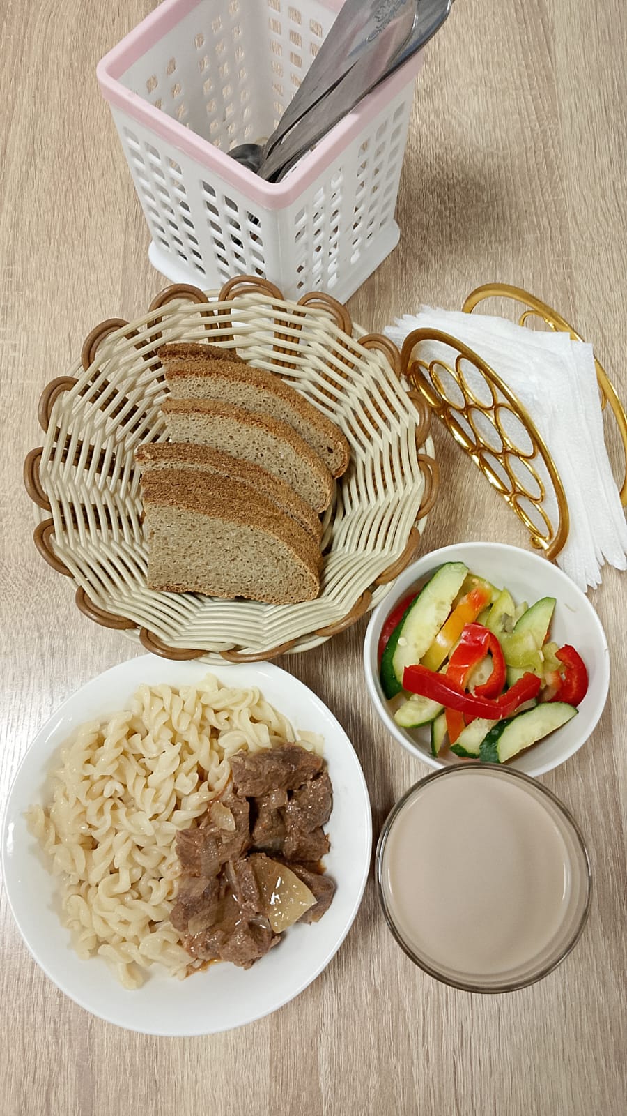 Ыстық тамақ (ас мәзірі бойынша)