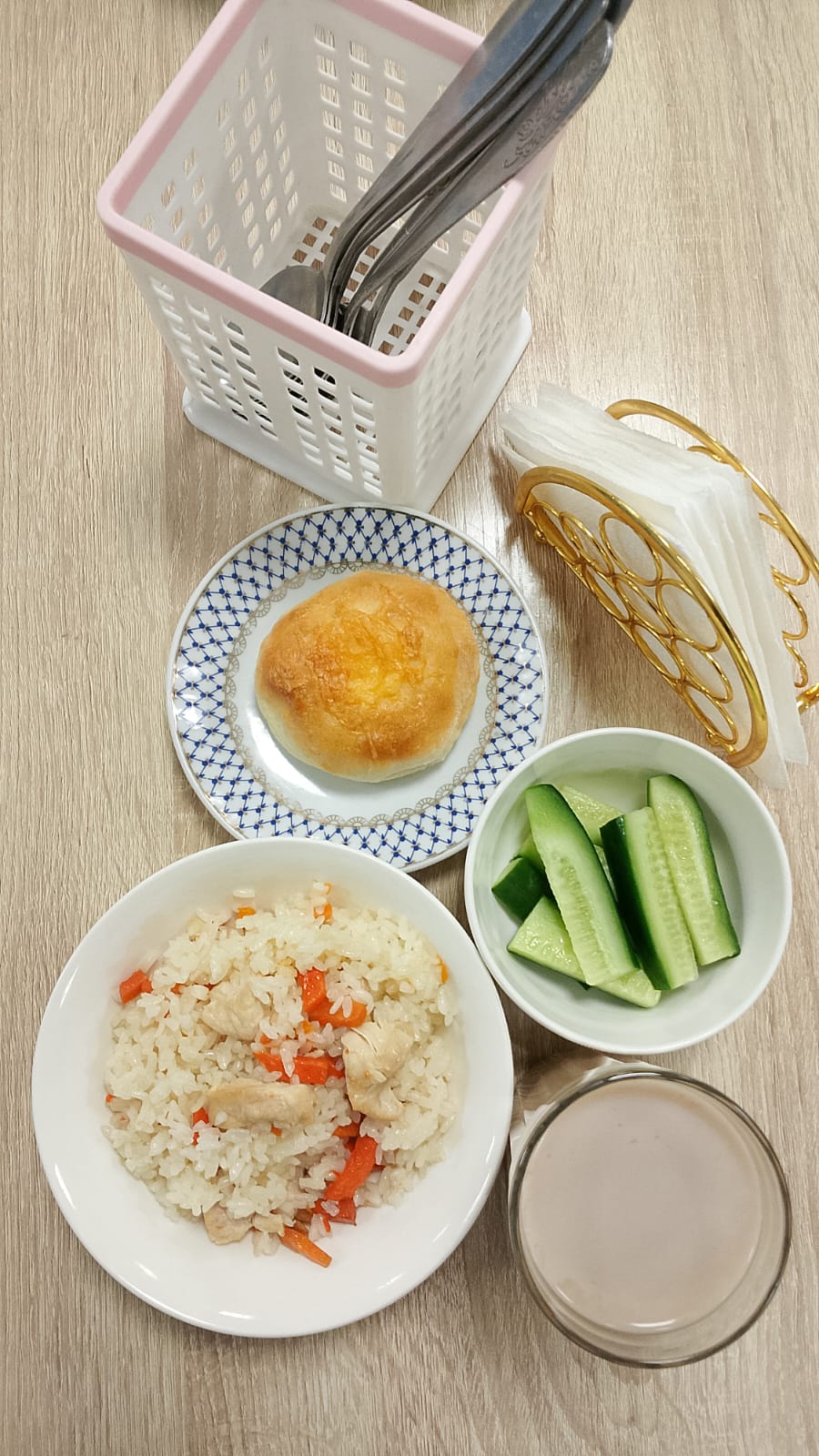 Ыстық тамақ (ас мәзірі бойынша)