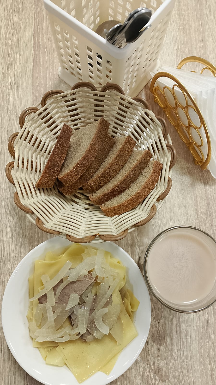 Ыстық тамақ (ас мәзірі бойынша)