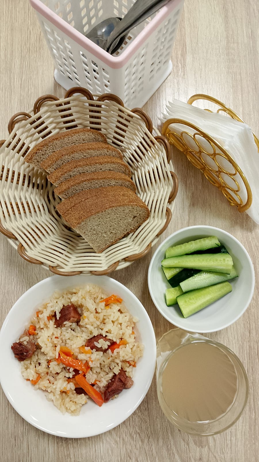 Ыстық тамақ (ас мәзірі бойынша)