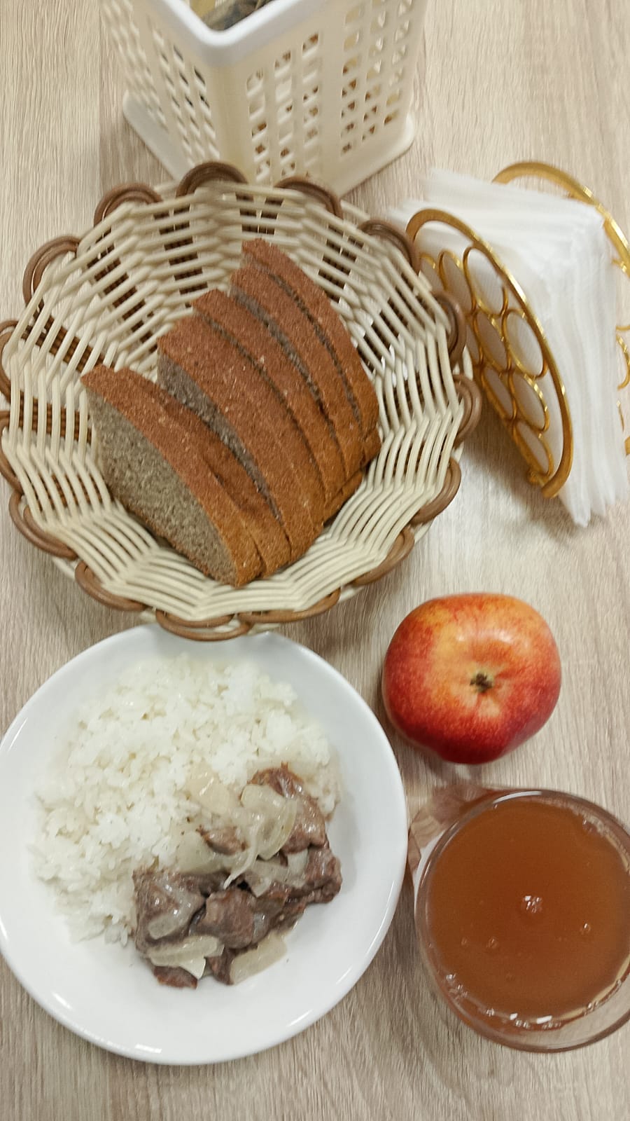 Ыстық тамақ (ас мәзірі бойынша)