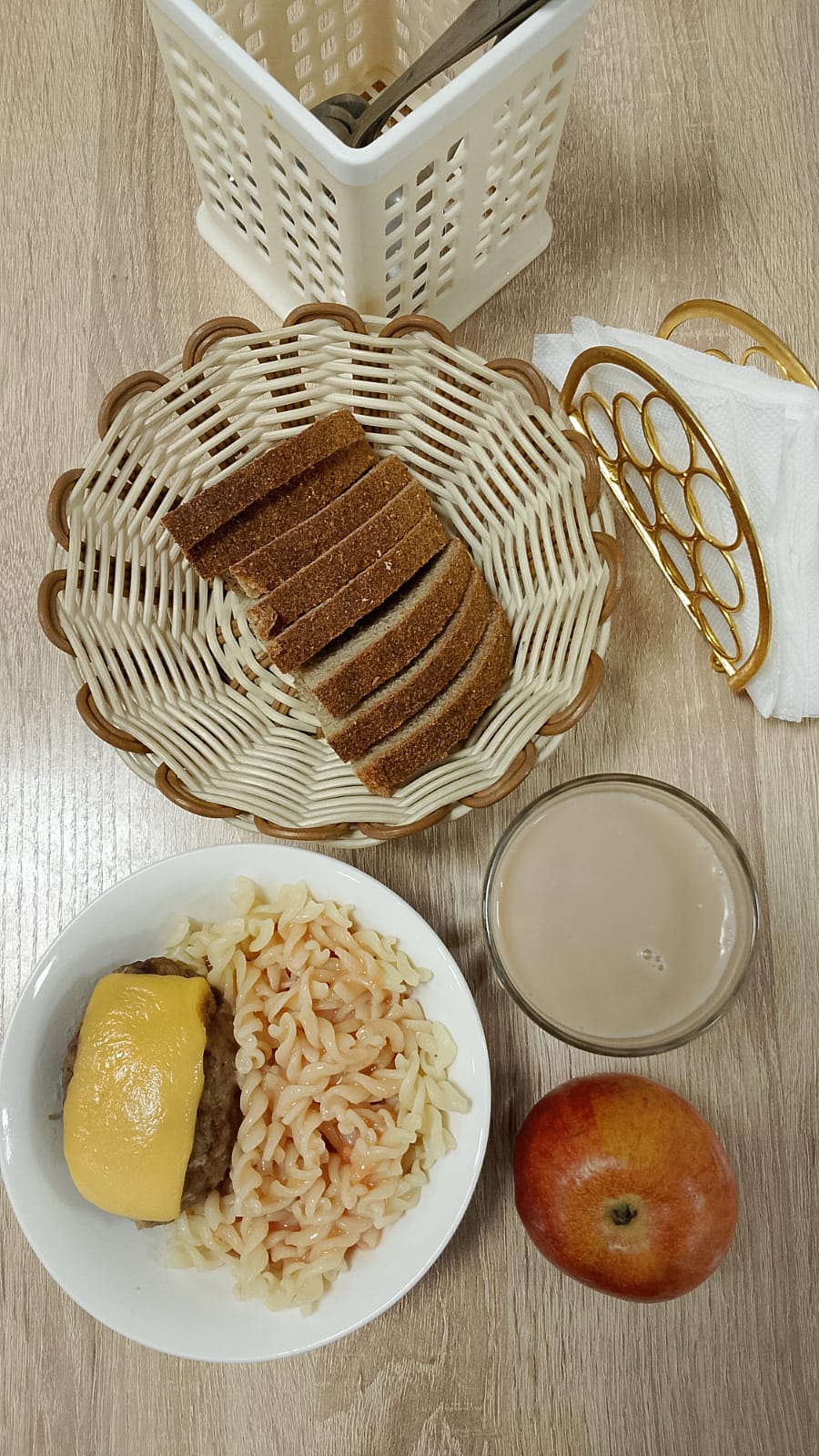 Ыстық тамақ (ас мәзірі бойынша)