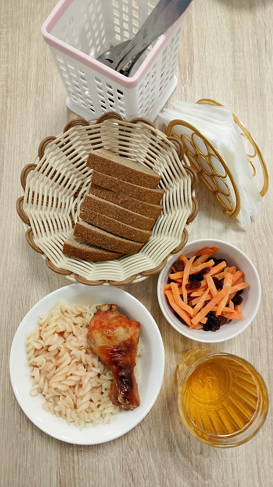 Ыстық тамақ (ас мәзірі бойынша)