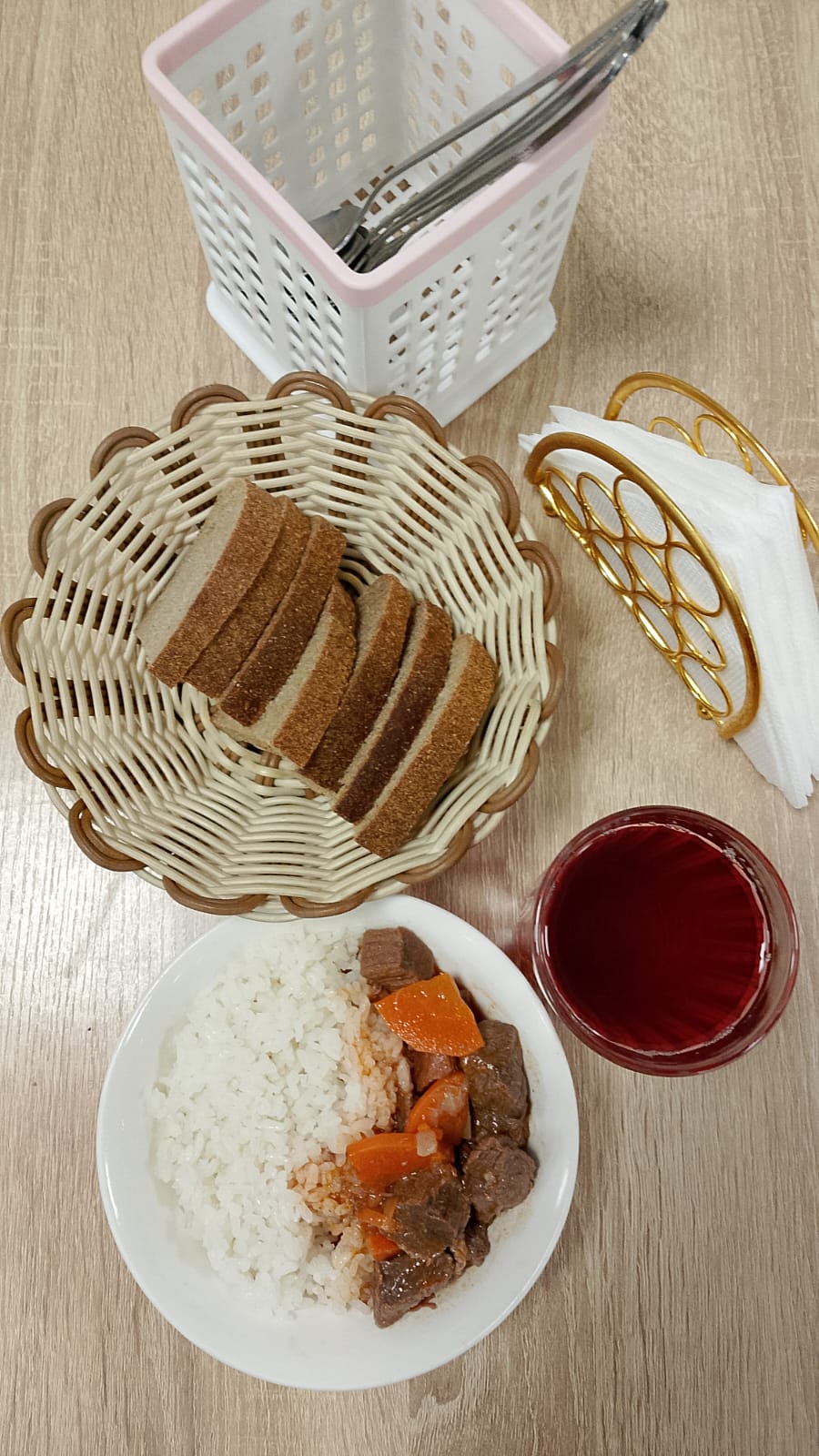 Ыстық тамақ (ас мәзірі бойынша)